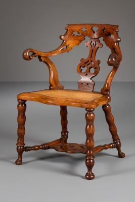 Brasilian Portuguese-Colonial Louis XV armchair