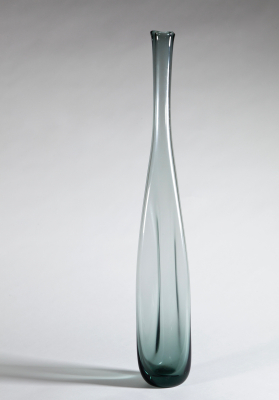A.D. Copier, Unique tall grey bottle, Glass Factory Leerdam, 1941 - Andries Dirk (A.D.) Copier