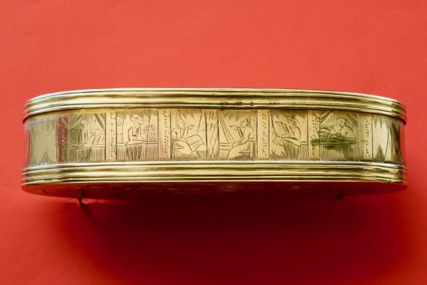 Antique Dutch 18th Century Engraved Brass Oval Tobacco Box Hart 0831