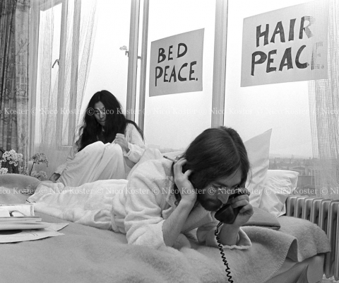 John Lennon & Yoko Ono - PEACE - Room 902 Hilton #12