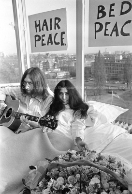 John Lennon & Yoko Ono - PEACE - Room 902 Hilton #3