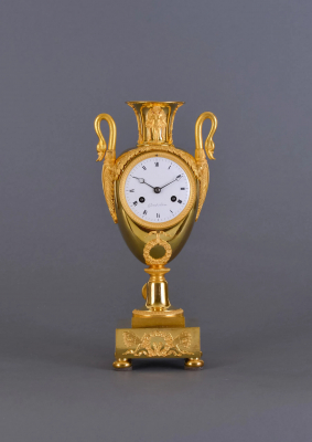 A fire-gilt bronze French mantel clock Gerard à Paris