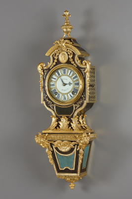 French Régence console clock, Talon