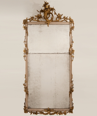 Een Rechthoekige Louis XVI Vergulde Spiegel
