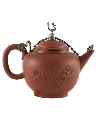 A Red Earthenware Teapot with Silver Mounts by Ary de Milde - Ary De Milde