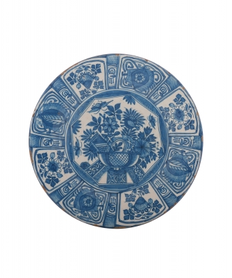 A Dutch Delft Charger with 'Wanli Decoration'