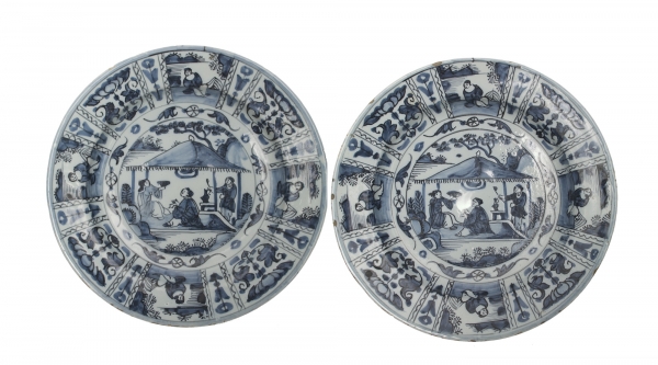 A Pair Blue and White Dutch Delft Dishes