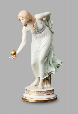 A German Meissen porcelain ‘KügelSpielerin’ by Walter Scott, circa 1890