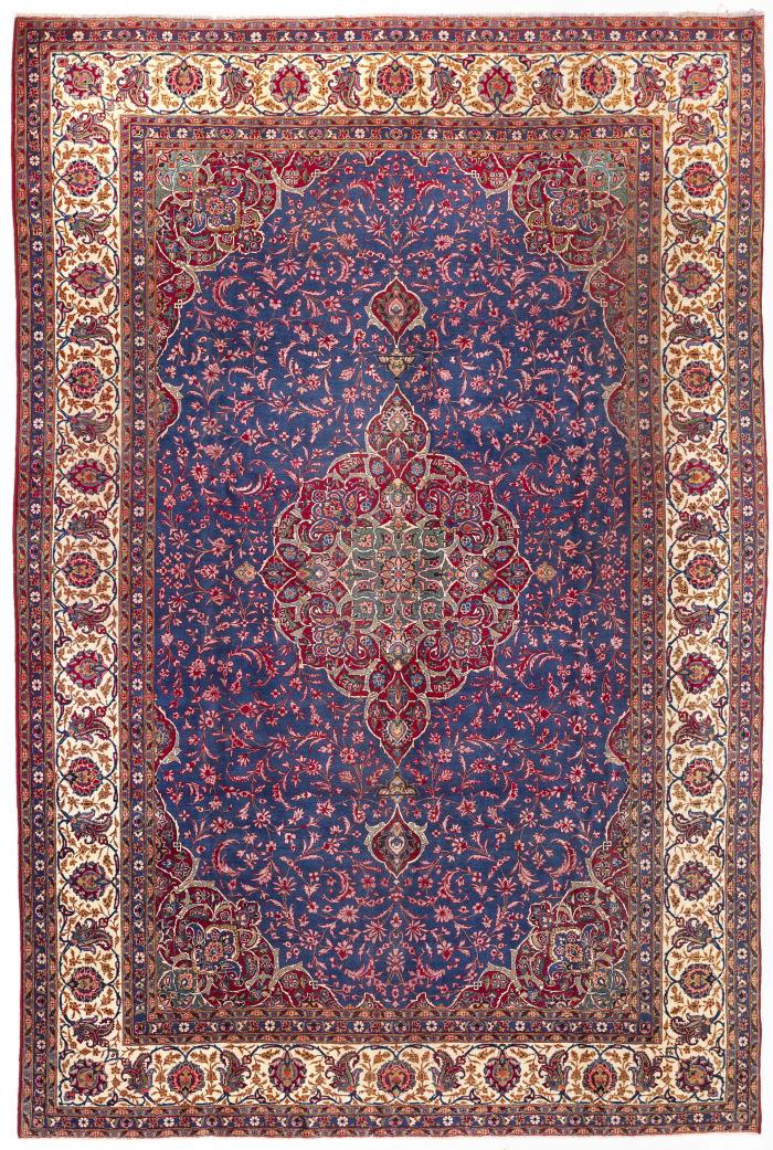 A FINE QUALITY WOOL KASHAN CARPET, 1920 | OAA