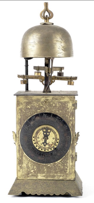 J07 A rare 18th century Japanese wall clock or 'Nicho Tenpu