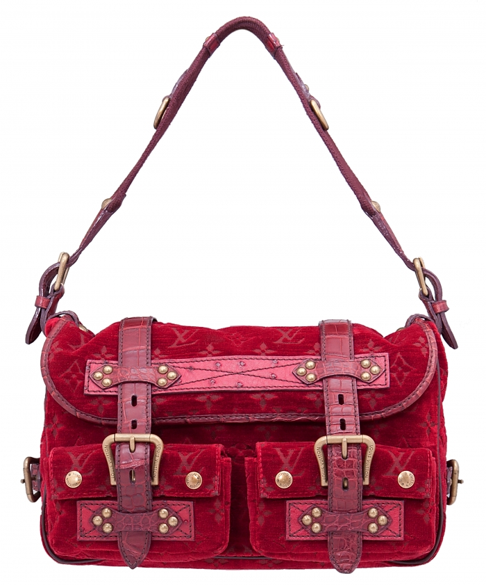 Louis Vuitton Opera Aege M63967 Women's Clutch Bag Red Color