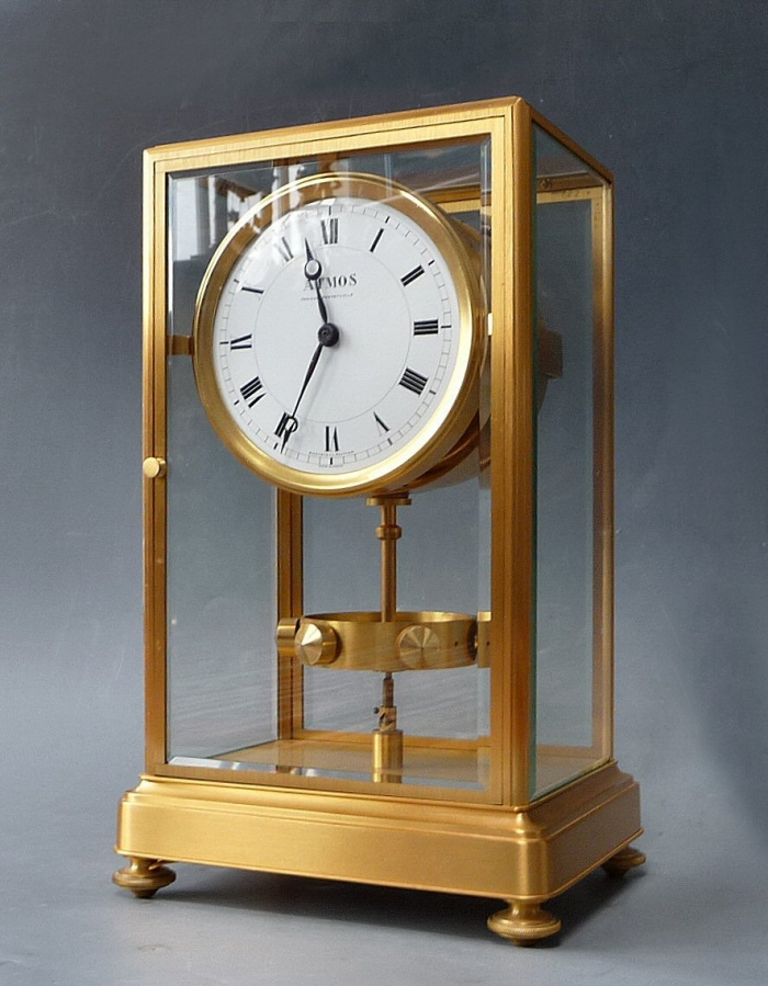 High model Atmos clock, gilt case, J. L. Reutter, no 447